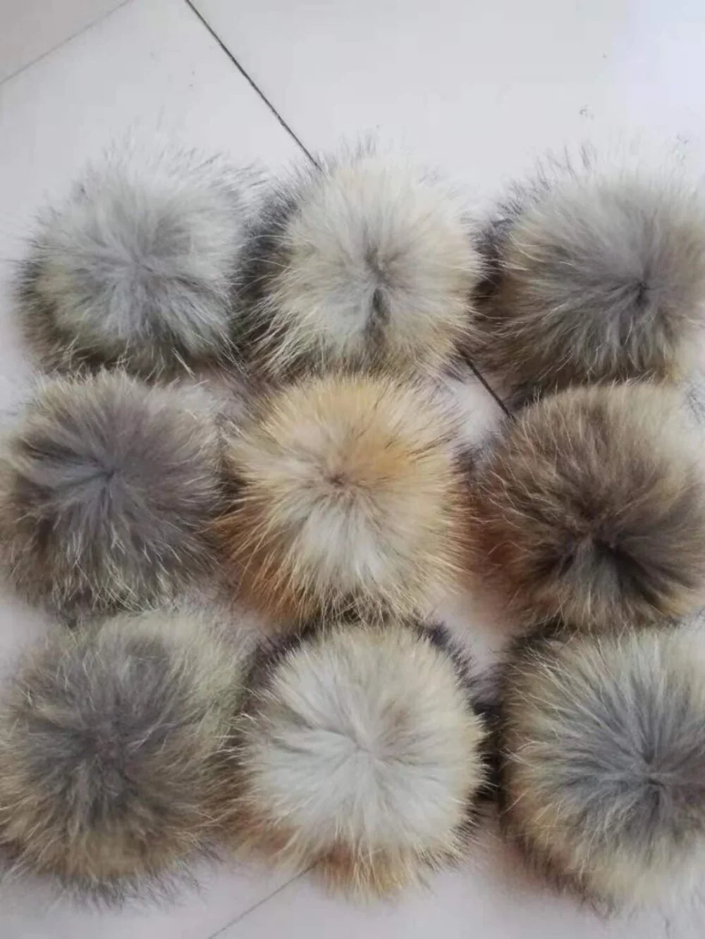 Large Fluffy Pom Pom Keychain - Soft Puffy Ball Bag Charm for Car & Purse